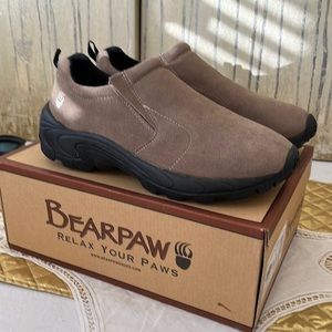 Bear Paw Max Men’s Earth shoes